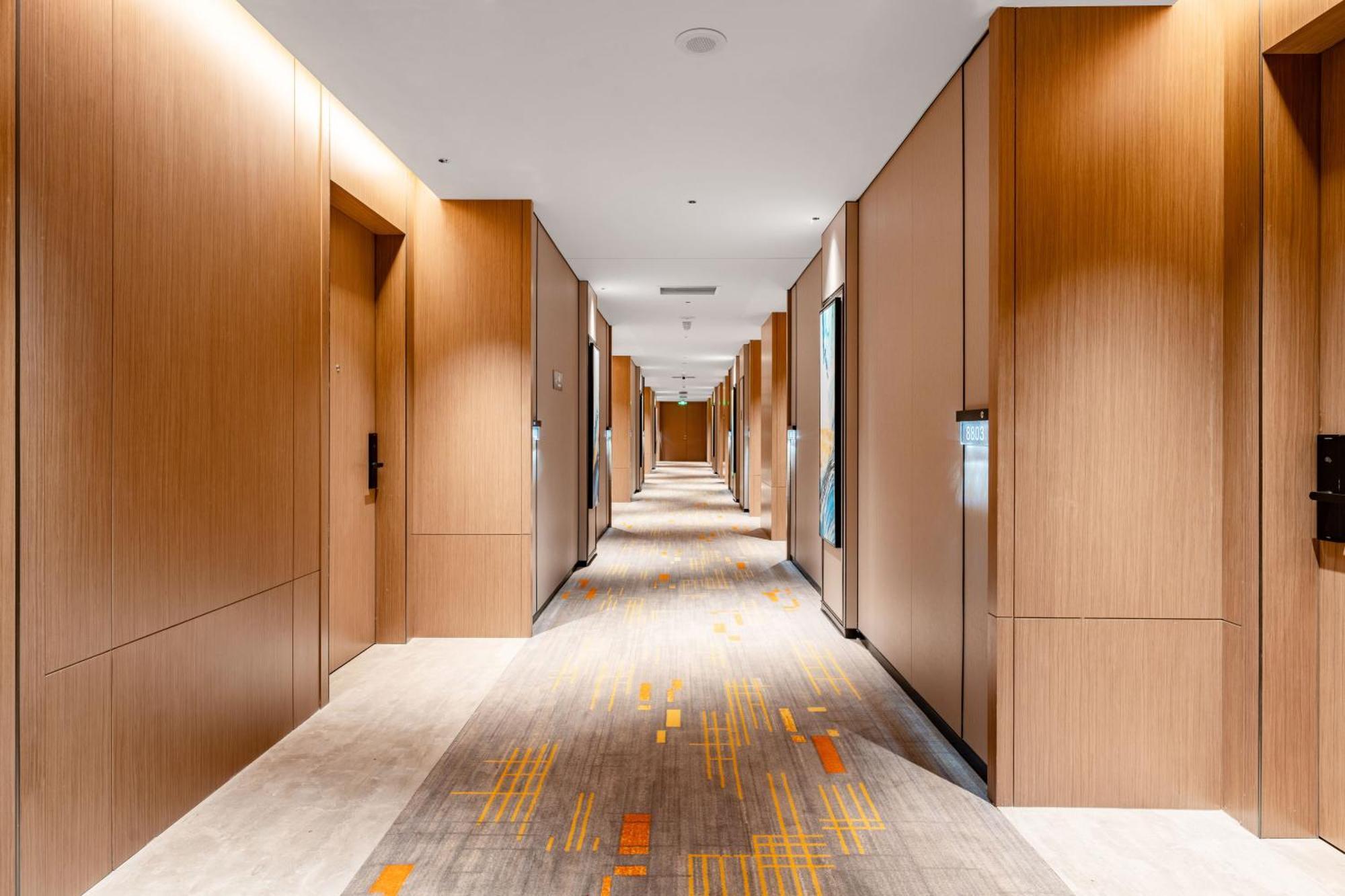 Liang Fan Holiday Inn Гуанчжоу Экстерьер фото